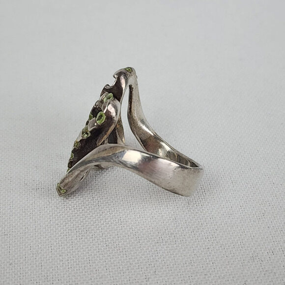 925 Sterling Silver Green Gemstone Wavy Ring Size 9 - Picture 3 of 7
